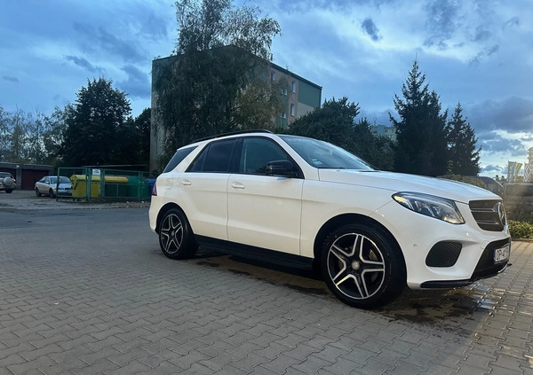 Mercedes-Benz GLE cena 127500 przebieg: 201000, rok produkcji 2015 z Nysa małe 106